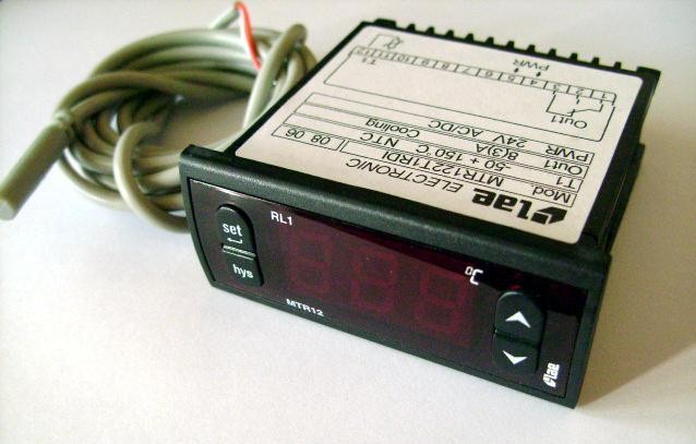 冷水機(jī)溫控表,冷水機(jī)溫控器